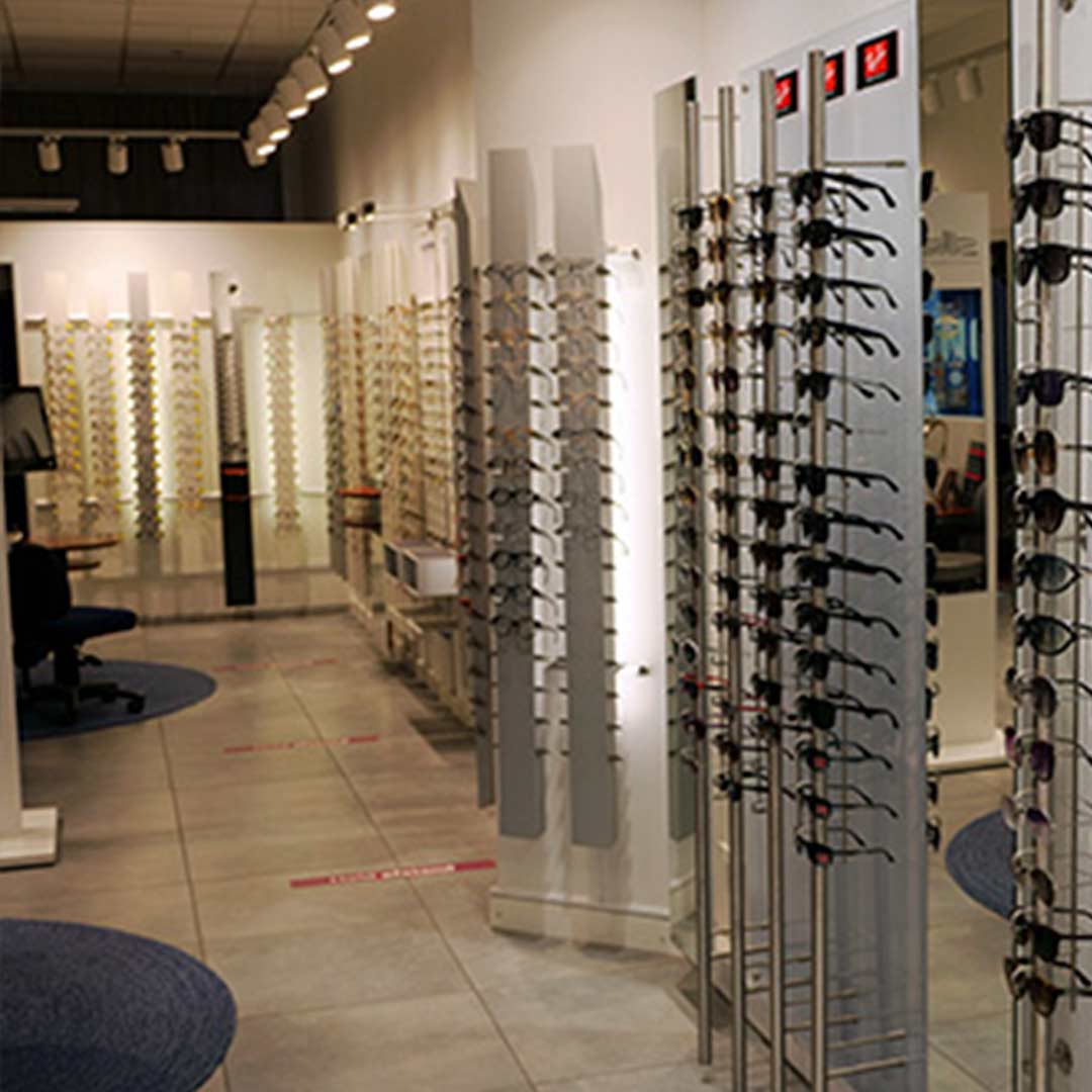 Bredt udvalg af briller til mænd og kvinder og børn i Glostrup Shoppingcenter